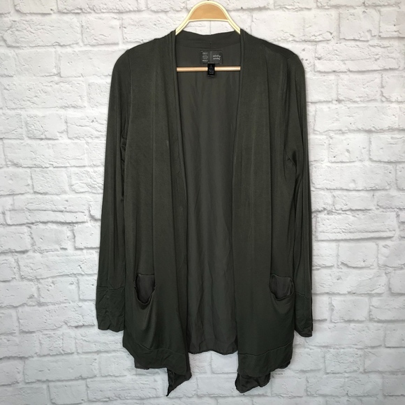 Anthropologie Sweaters - Anthropologie Saturday Sunday green cardigan